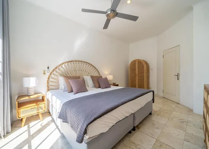 Heart Of 2bed 2bath 2 Pools Super Quiet Apartment